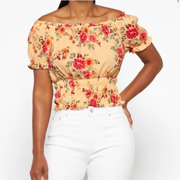 The General Good Tops - The General Good Marj Smocked Crop Top Yellow Floral Size Medium